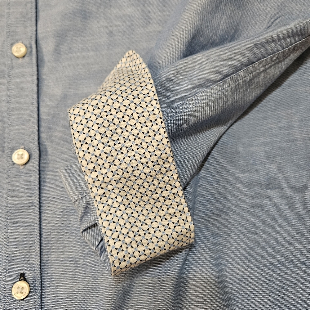 Hugo Boss button down - Picture 7 of 10